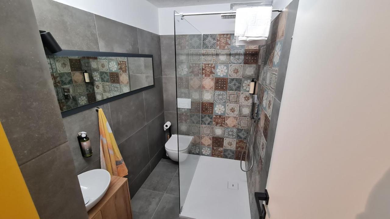 Appartement Hisa Kapis With Hot Tube à Koper Extérieur photo